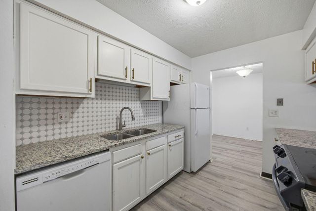5258 Captains Court, Columbus, OH 43220