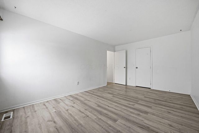 5258 Captains Court, Columbus, OH 43220