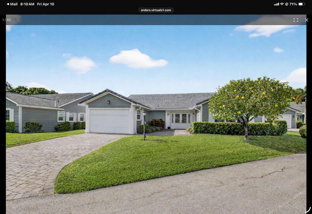 2 Holly Drive, Boynton Beach, FL 33436
