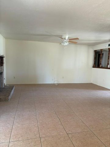 1151 Pontiac Avenue, Clovis, CA 93612