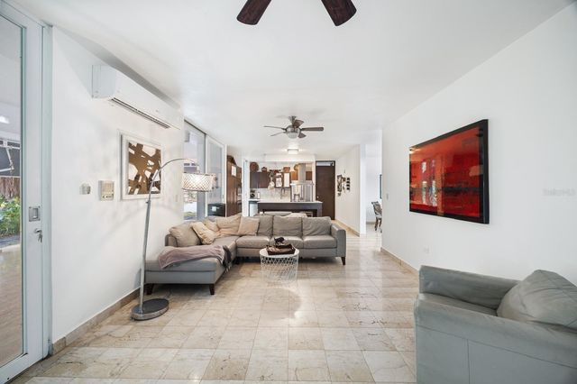 4 CALLE PETUNIA, San Juan, PR 00927