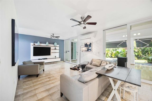 4 CALLE PETUNIA, San Juan, PR 00927