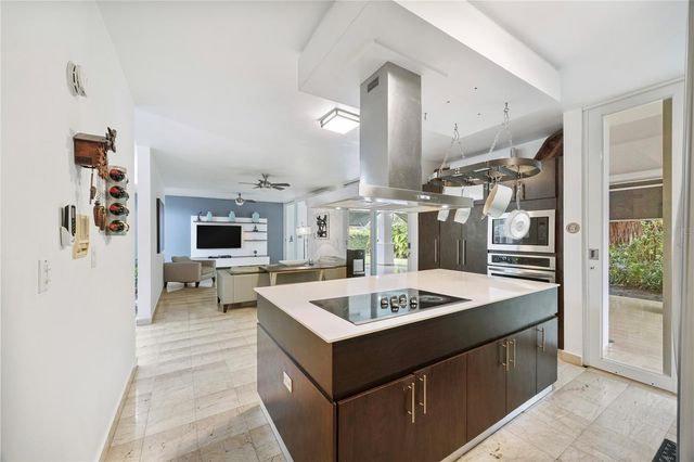 4 CALLE PETUNIA, San Juan, PR 00927