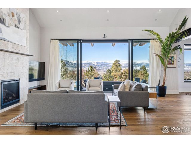 635 Paragon Dr, Boulder, CO 80303