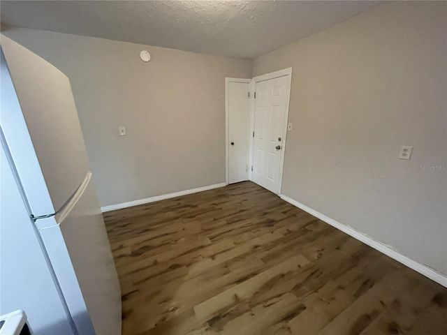 2911 N WOODROW AVENUE, Tampa, FL 33602