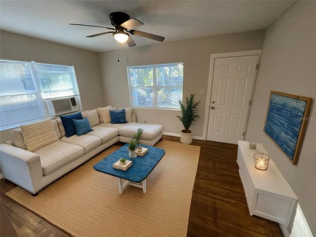 2911 N WOODROW AVENUE, Tampa, FL 33602