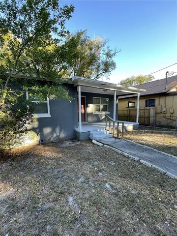 2911 N WOODROW AVENUE, Tampa, FL 33602