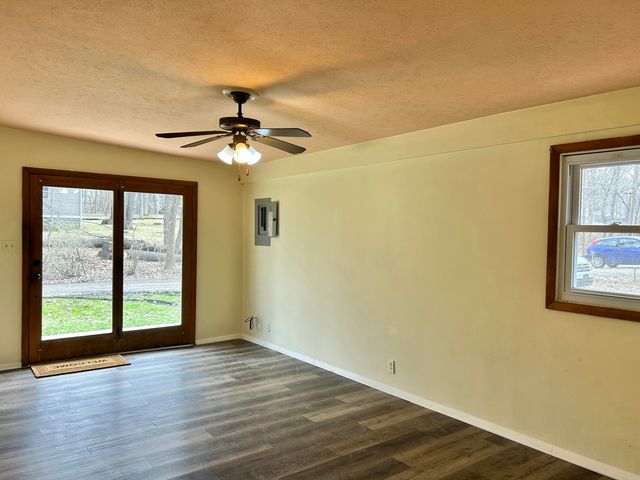 4609 Bear Lane, Valparaiso, IN 46383