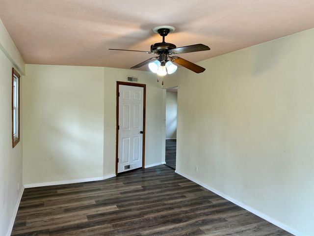 4609 Bear Lane, Valparaiso, IN 46383