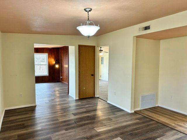 4609 Bear Lane, Valparaiso, IN 46383