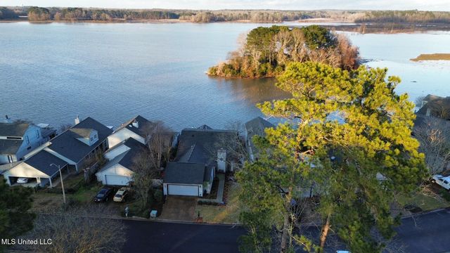 164 Waterwood Drive, Brandon, MS 39047