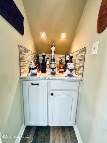 164 Waterwood Drive, Brandon, MS 39047