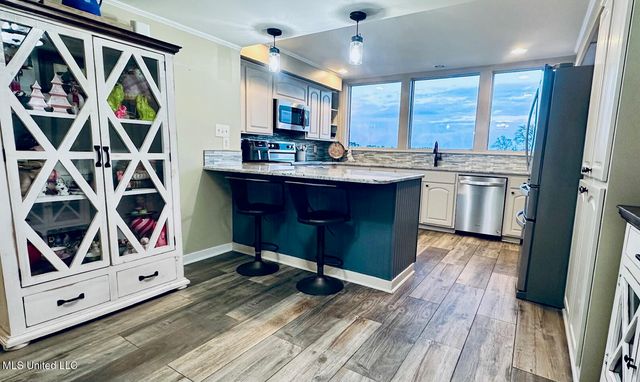 164 Waterwood Drive, Brandon, MS 39047