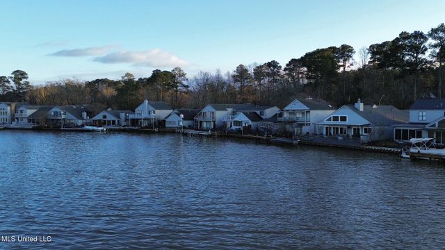 164 Waterwood Drive, Brandon, MS 39047