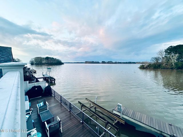 164 Waterwood Drive, Brandon, MS 39047