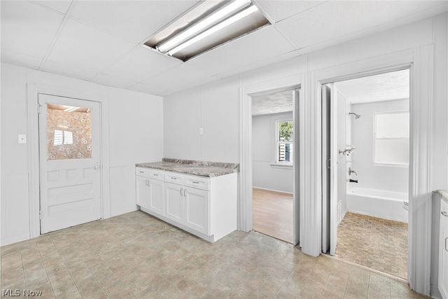 3162 W 104th Street, Cleveland, OH 44111