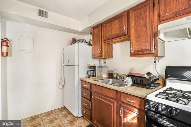 4919 SHERIFF RD NE, Washington, DC 20019