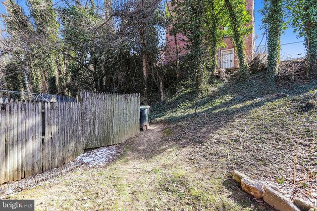 4919 SHERIFF RD NE, Washington, DC 20019