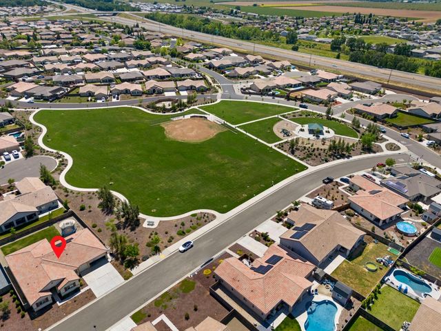 2074 Abbeylane Way, Olivehurst, CA 95961