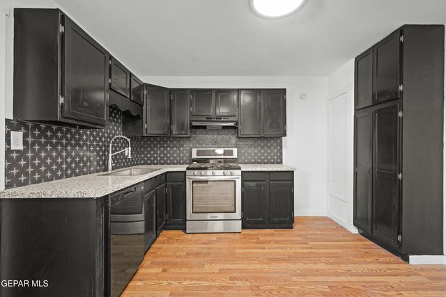 1018 N BROWN Street, El Paso, TX 79902