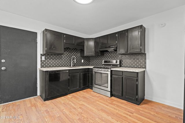 1018 N BROWN Street, El Paso, TX 79902