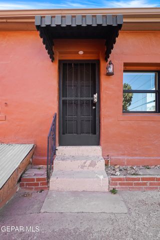 1018 N BROWN Street, El Paso, TX 79902