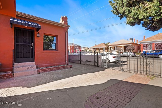 1018 N BROWN Street, El Paso, TX 79902