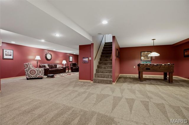 556 Spragues Mill Court, Ballwin, MO 63011
