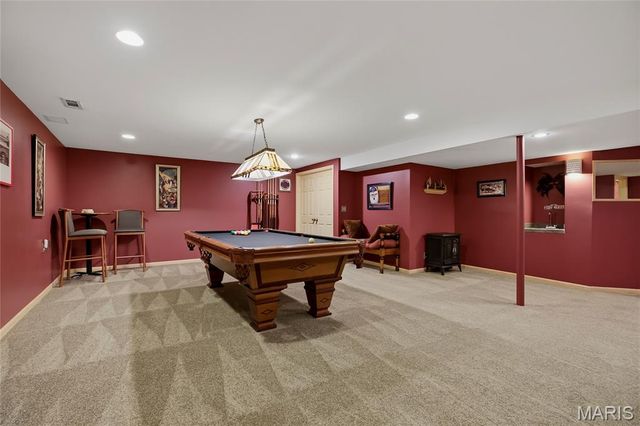 556 Spragues Mill Court, Ballwin, MO 63011