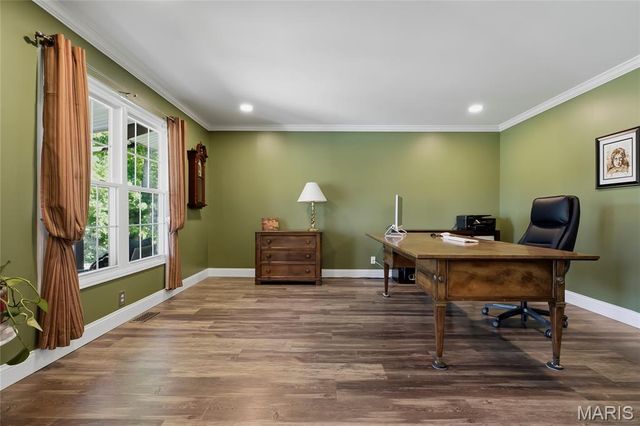 556 Spragues Mill Court, Ballwin, MO 63011
