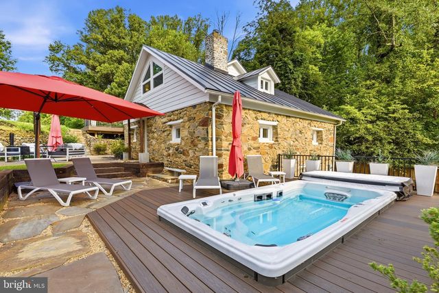 35500 TROON CT, Round Hill, VA 20141