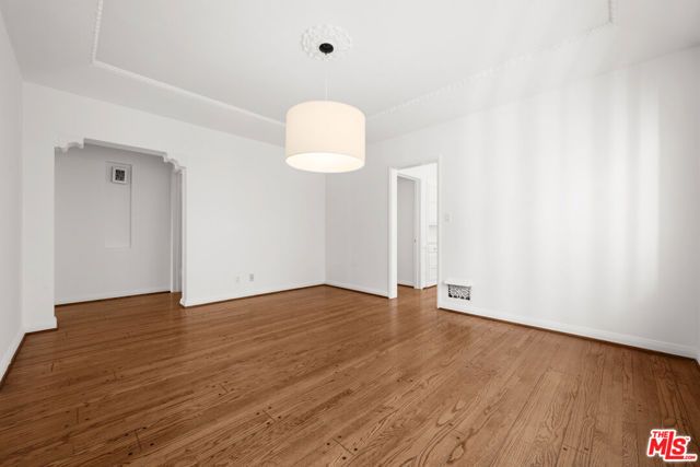 361 N Mansfield Avenue, Los Angeles, CA 90036