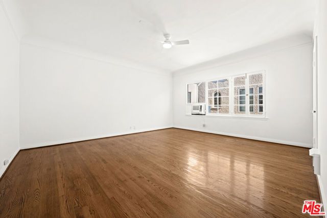 361 N Mansfield Avenue, Los Angeles, CA 90036