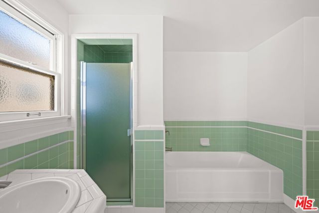 361 N Mansfield Avenue, Los Angeles, CA 90036