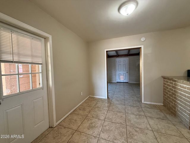4447 E ALMERIA Road, Phoenix, AZ 85008