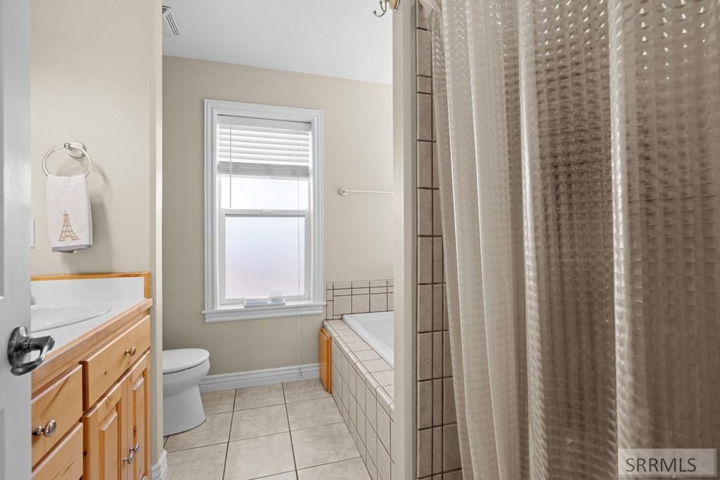 Image 12 of property listing at 2194 Pend Oreille Circle, Idaho Falls, ID 83404