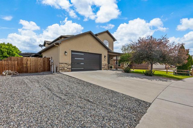 1001 Ute Canyon Avenue, Fruita, CO 81521