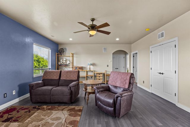 1001 Ute Canyon Avenue, Fruita, CO 81521