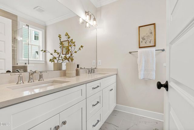 404 Chamberlin Avenue B, Durham, NC 27704