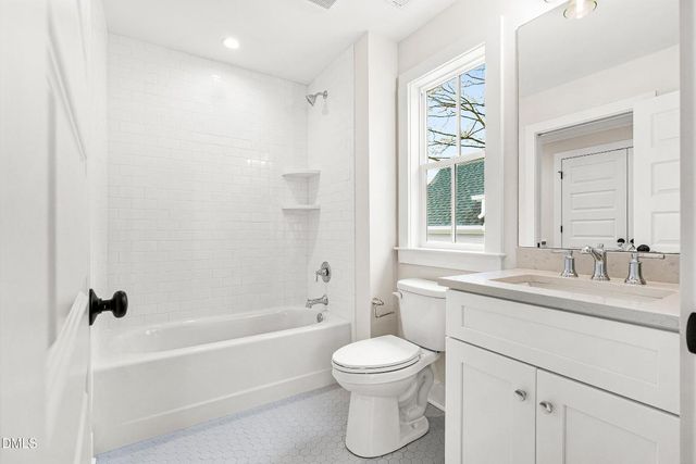 404 Chamberlin Avenue B, Durham, NC 27704