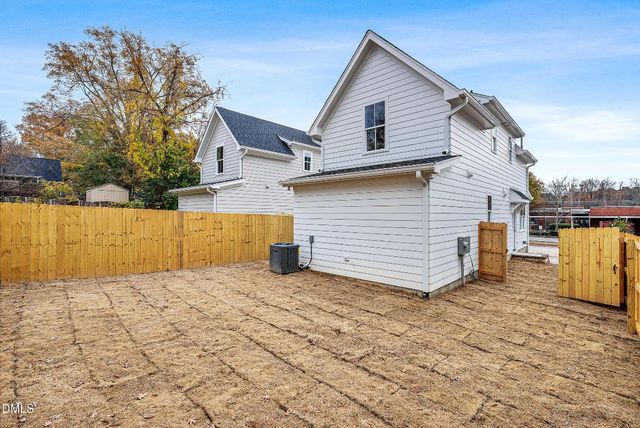 404 Chamberlin Avenue B, Durham, NC 27704