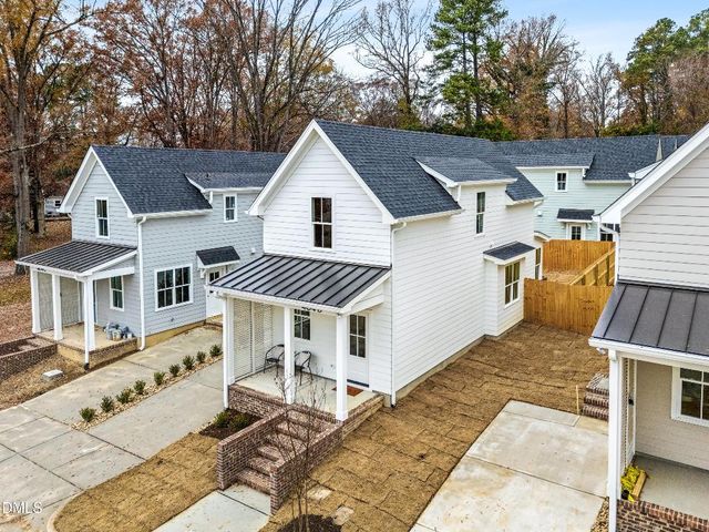 404 Chamberlin Avenue B, Durham, NC 27704