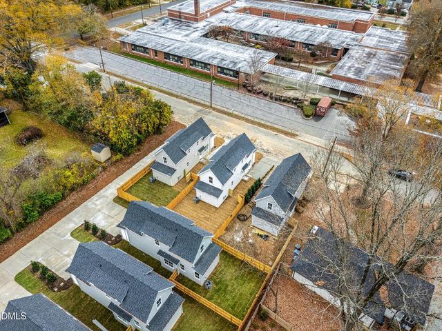 404 Chamberlin Avenue B, Durham, NC 27704