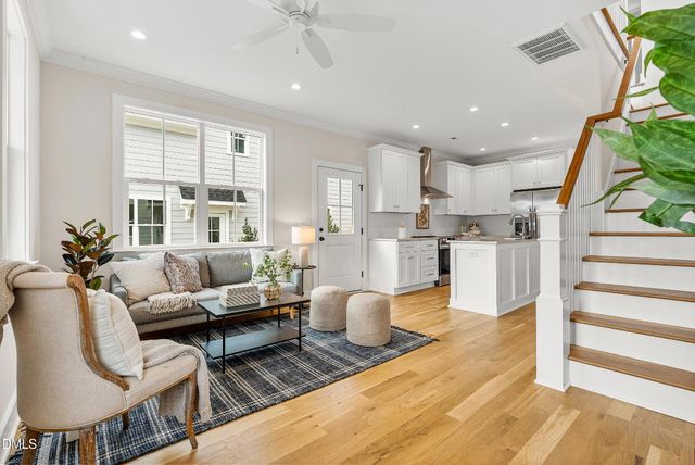 404 Chamberlin Avenue B, Durham, NC 27704