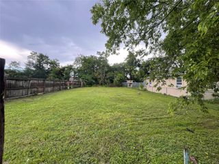 207 Texas Street, Tomball, TX 77375