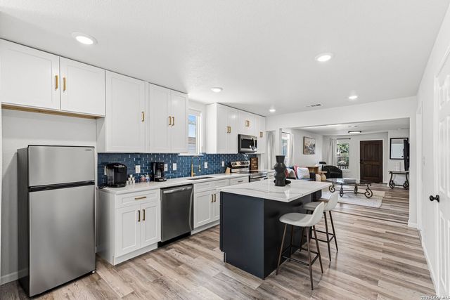 230 Oelkers, San Antonio, TX 78204