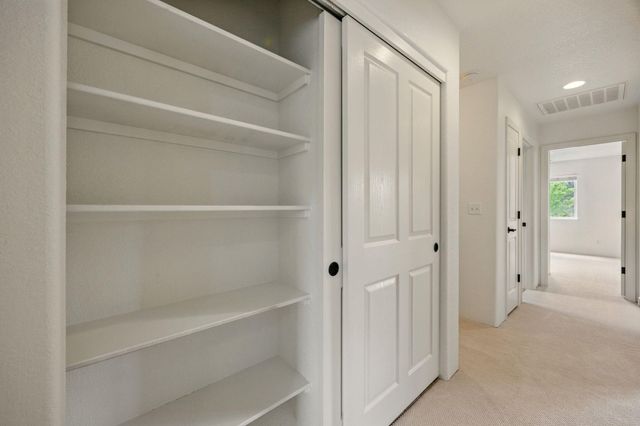 317 SW Bayou Place, Grants Pass, OR 97526