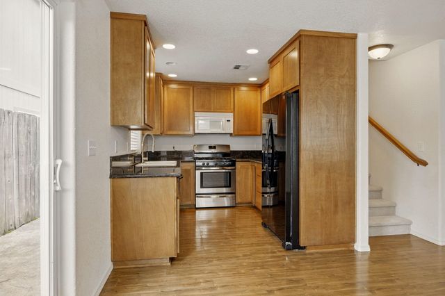 317 SW Bayou Place, Grants Pass, OR 97526