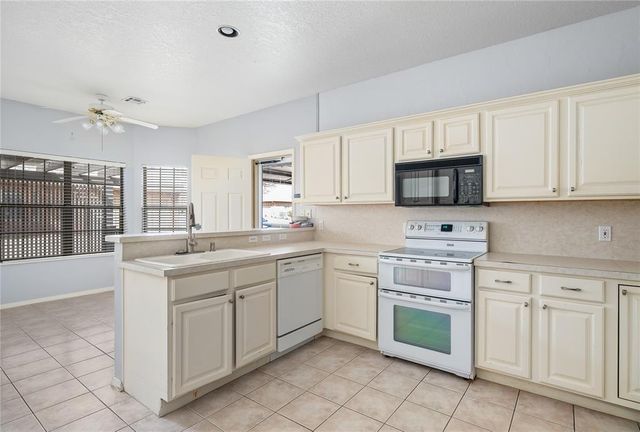 1920 NW 160th Place, Edmond, OK 73013