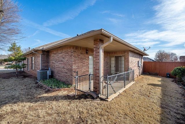 1920 NW 160th Place, Edmond, OK 73013